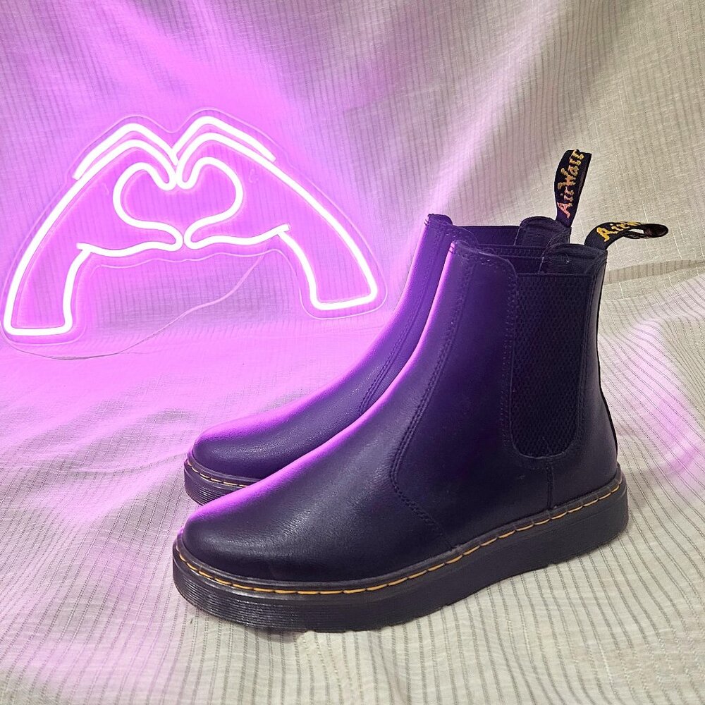 Dr. Martin's- Dorrian ankle boots